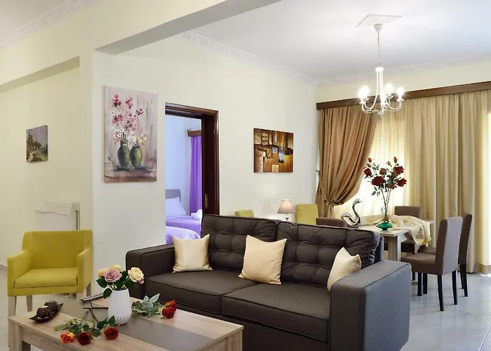 Aristea's 1st Floor Апартаменты